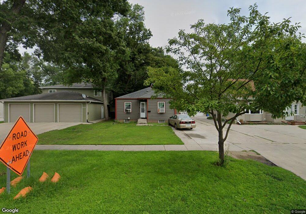 1319 10th St N, Fargo, ND 58102 - photo 1