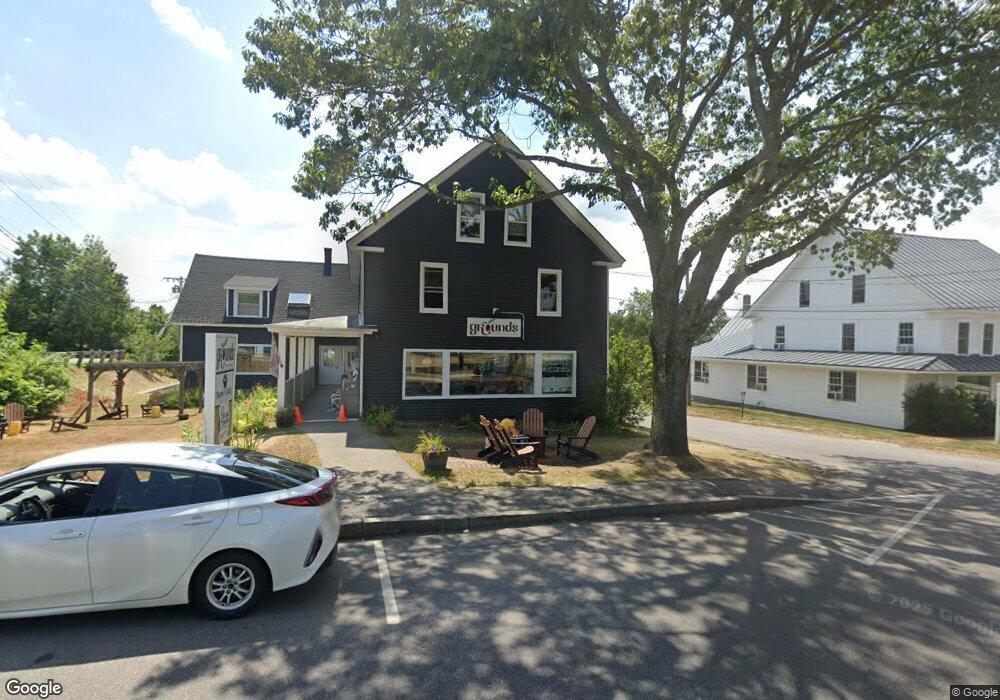 374 Main St, New London, NH 03257 - photo 1