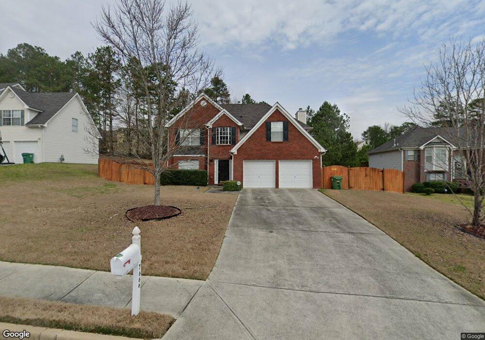 7666 Pond View Ln, Lithonia, GA 30058 - photo 1