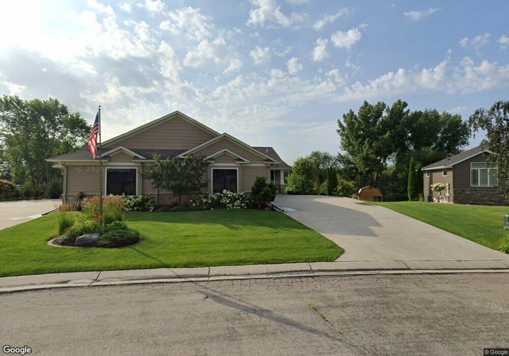 1357 Eastgate Rd, Albert Lea, MN 56007 - photo 1