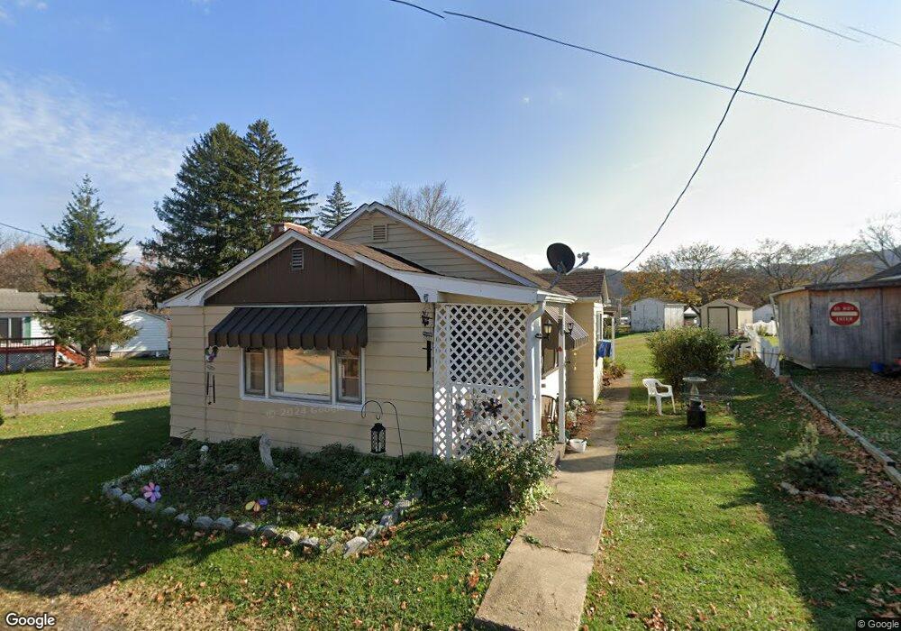 131 Cinder Ln, Paw Paw, WV 25434 - photo 1