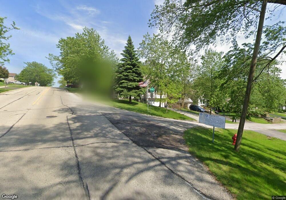 606 Huron Trail, Lake In the Hills, IL 60156 - photo 1