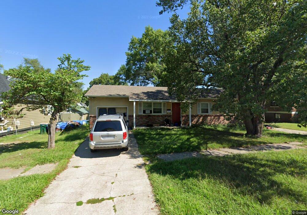 1219 Myra St, Moberly, MO 65270 - photo 1