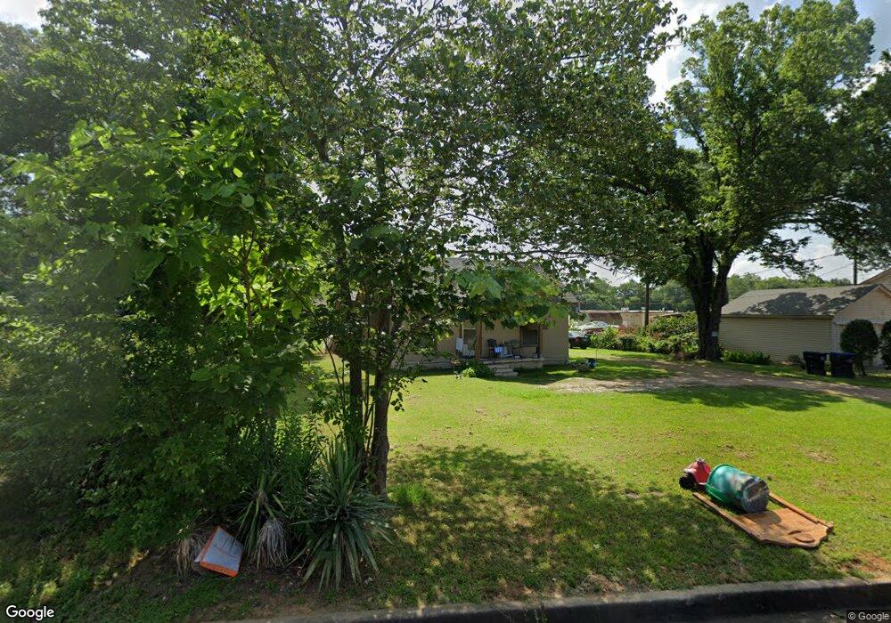 206 Glover Dr, Longview, TX 75601 - photo 1