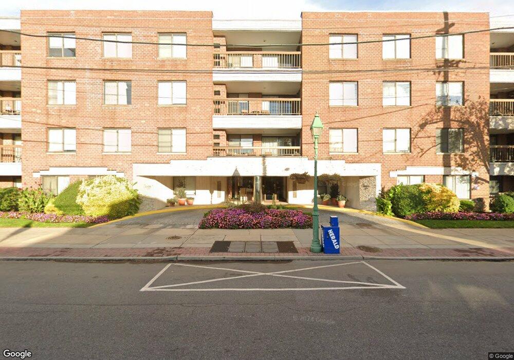 The Carlyle, Lawrence, NY 11559 - photo 1