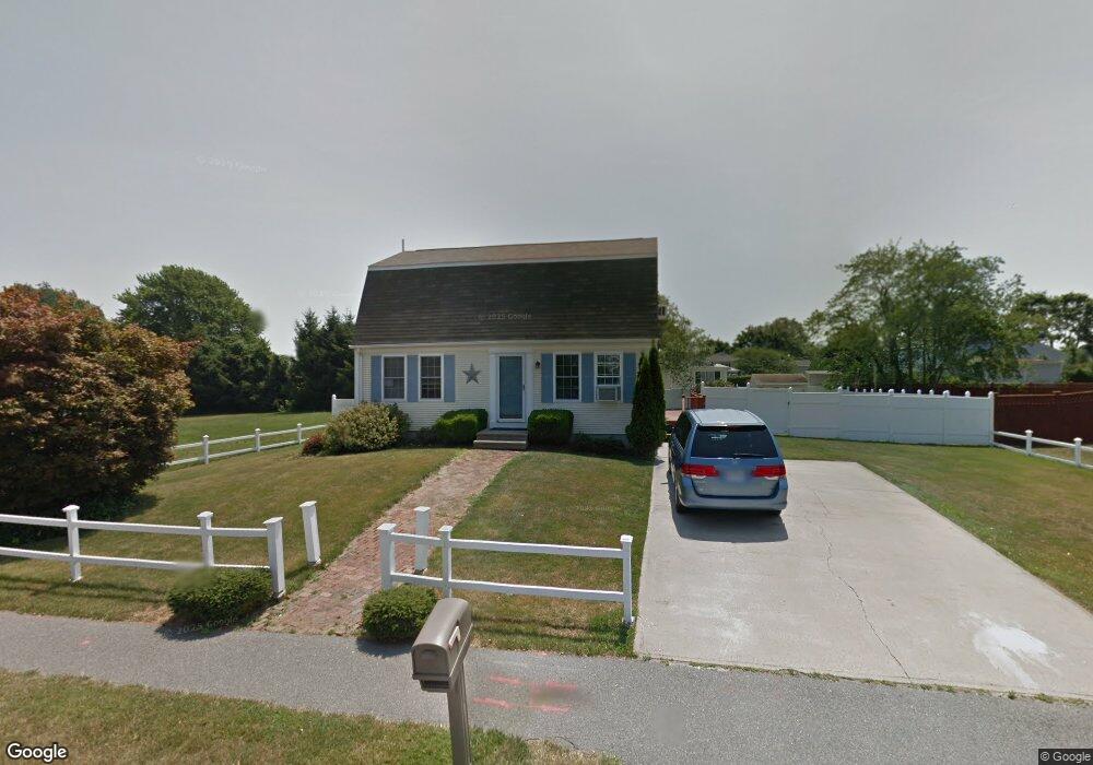 102 W View Rd, Middletown, RI 02842 - photo 1