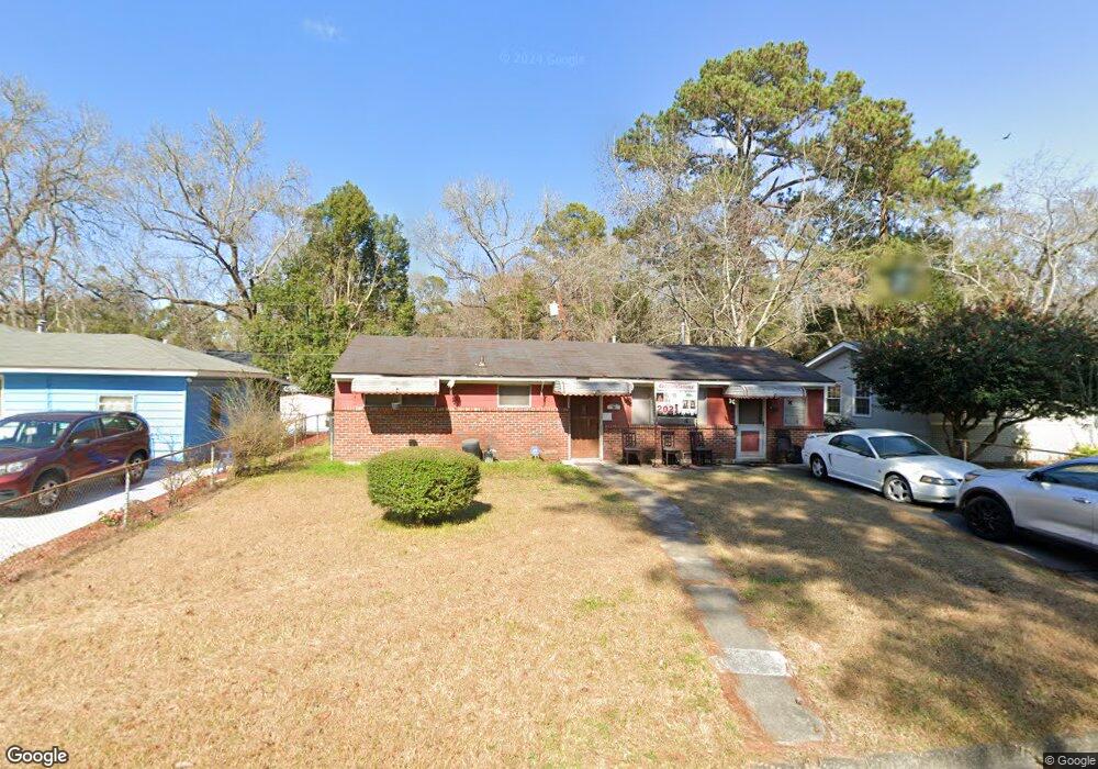 2440 E 39th St, Savannah, GA 31404 - photo 1