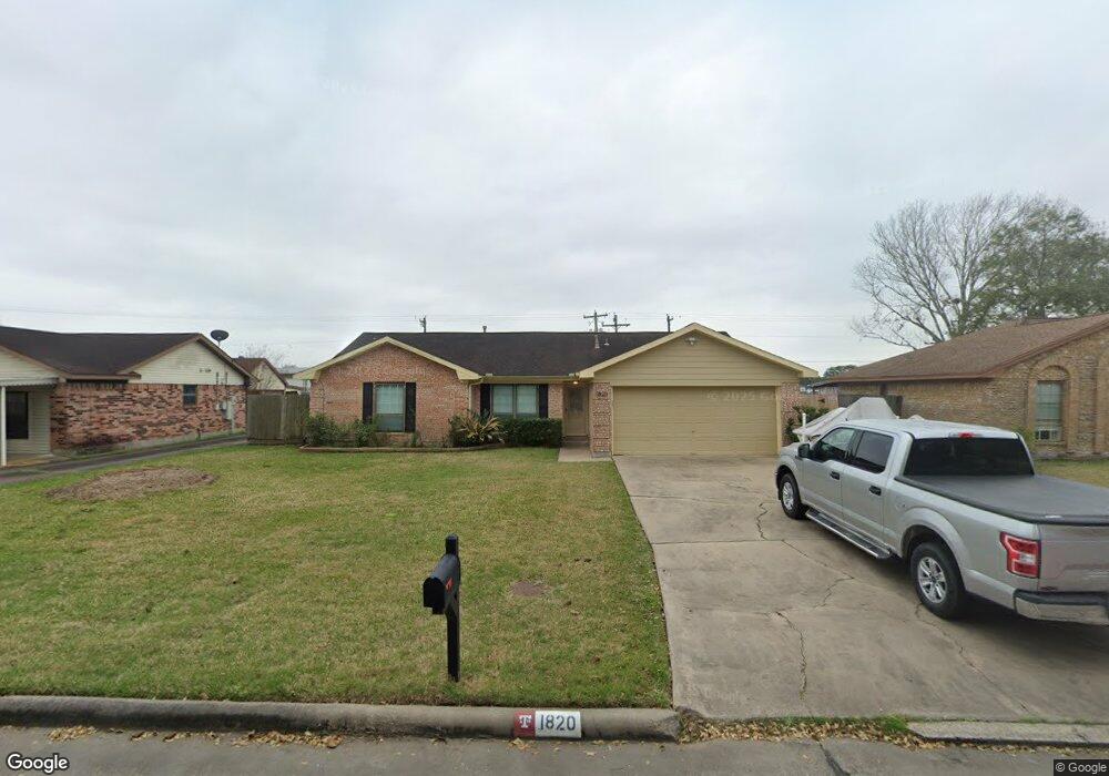 1820 Parkcrest St, Alvin, TX 77511 - photo 1