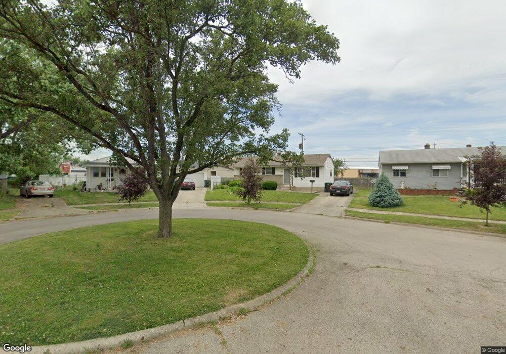 4208 Dixie Ct, Columbus, OH 43228 - photo 1