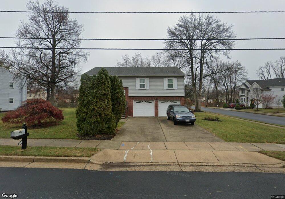 922 Ellis Pkwy, Edison, NJ 08820 - photo 1