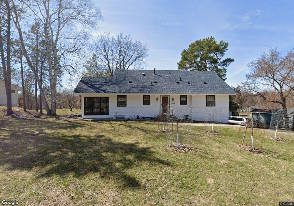 16019 Birch Ln, Minnetonka, MN 55345 - photo 1