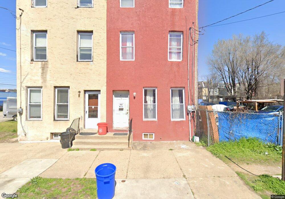 611 Vine St, Camden, NJ 08102 - photo 1