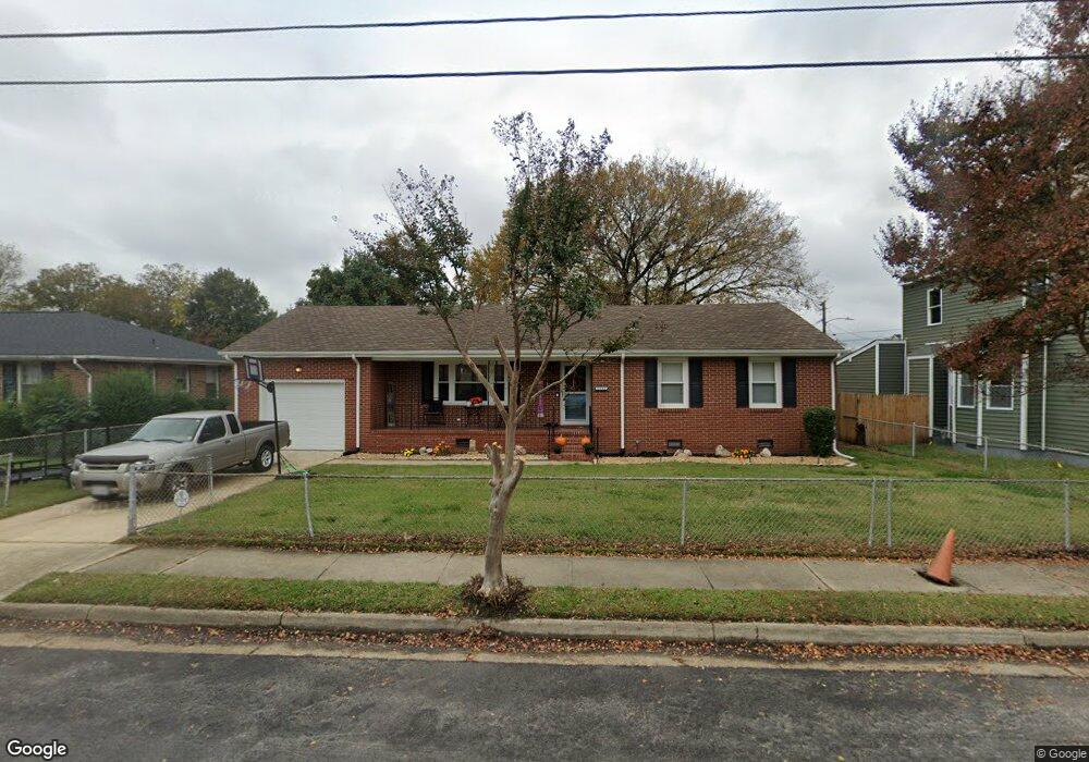 2002 Effingham St, Portsmouth, VA 23704 - photo 1