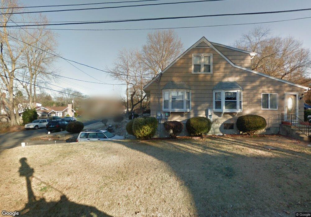 8 Forestview St, Trumbull, CT 06611 - photo 1