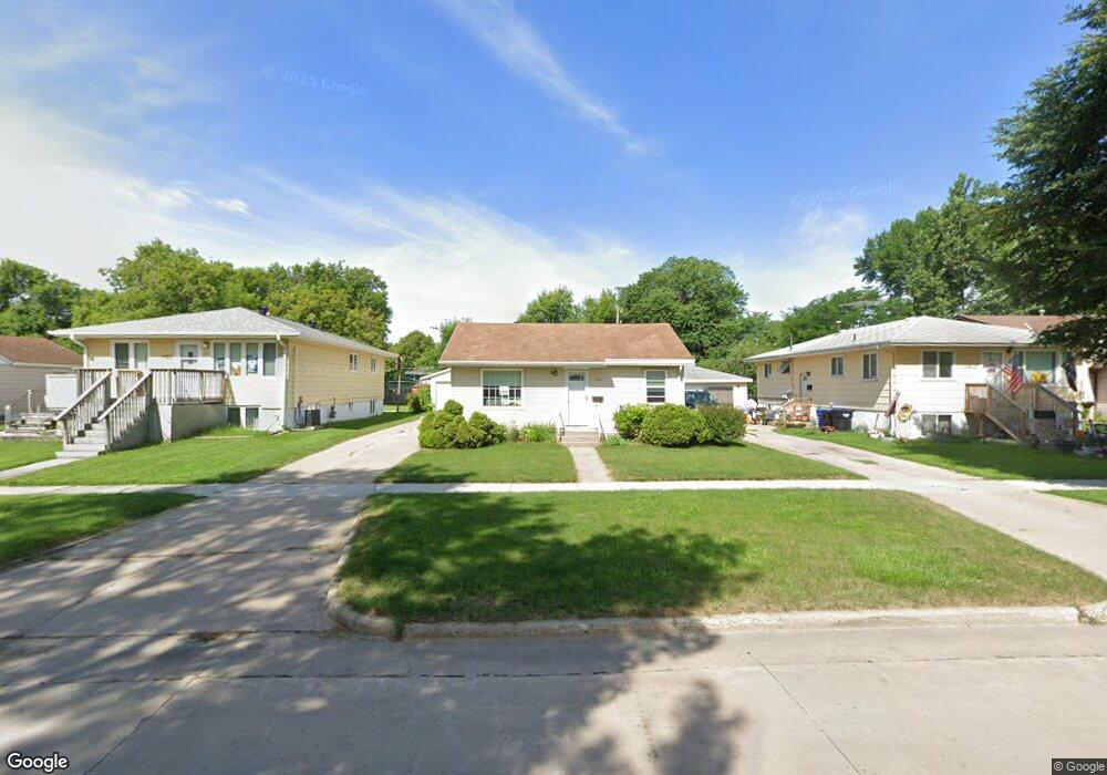 1421 16th St S, Fargo, ND 58103 - photo 1