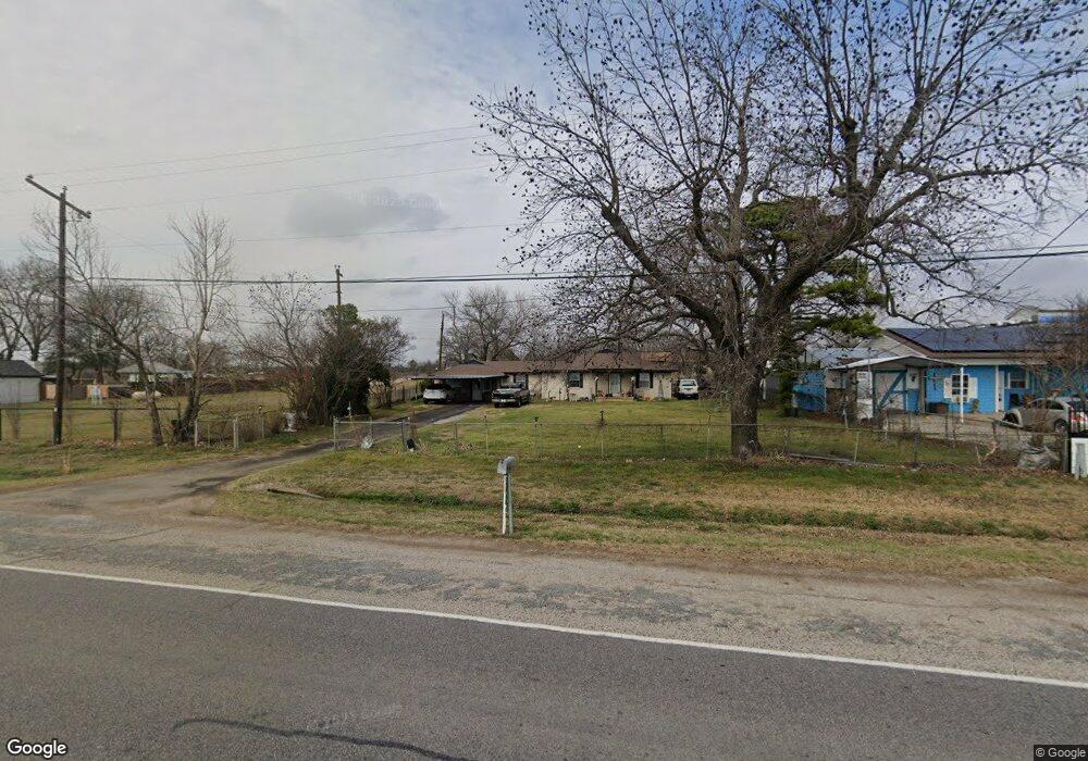 2102 Mineral Wells Hwy, Weatherford, TX 76088 - photo 1