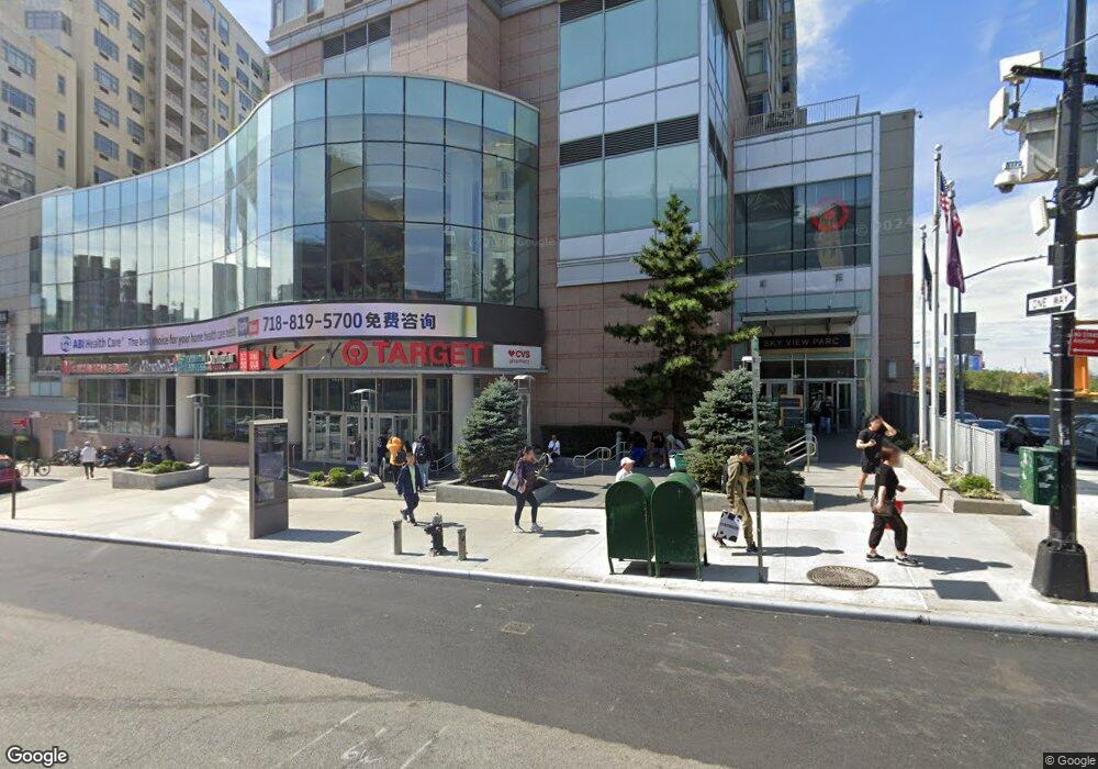 Sky View Parc unit 16J, Flushing, NY 11354 - photo 1