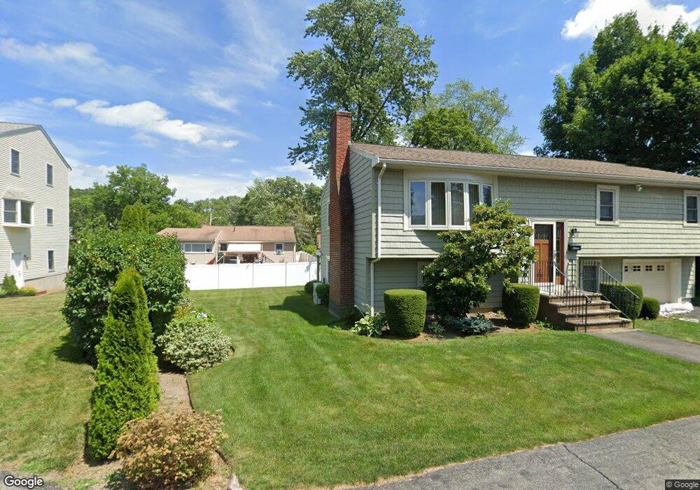 7 Fay Ct, Saugus, MA 01906 - photo 1