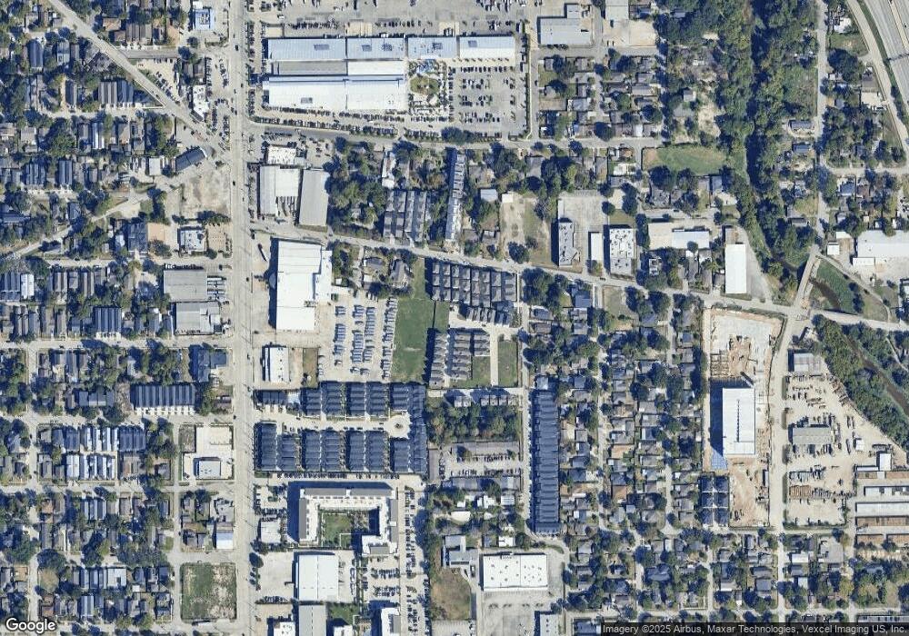 1820 Napacreek Ln, Houston, TX 77008 - photo 1