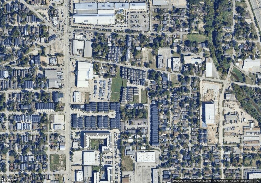 1812-A Napacreek Ln, Houston, TX 77008 - photo 1