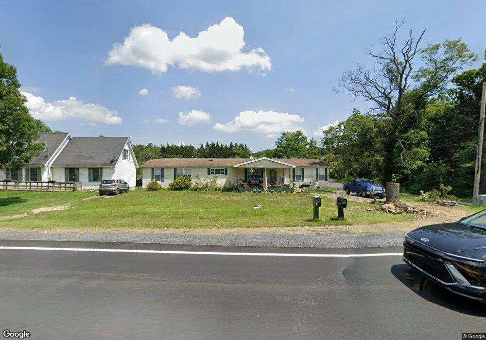 11 Mcintyre Ln, Berkeley Springs, WV 25411 - photo 1