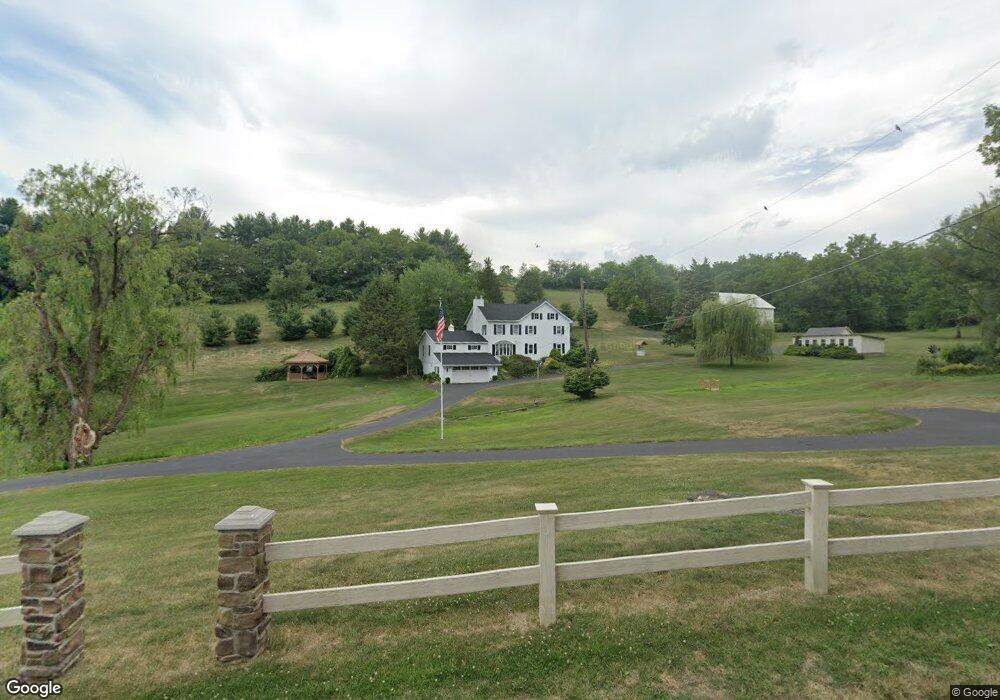 4830 Overlook Rd, Coplay, PA 18037 - photo 1