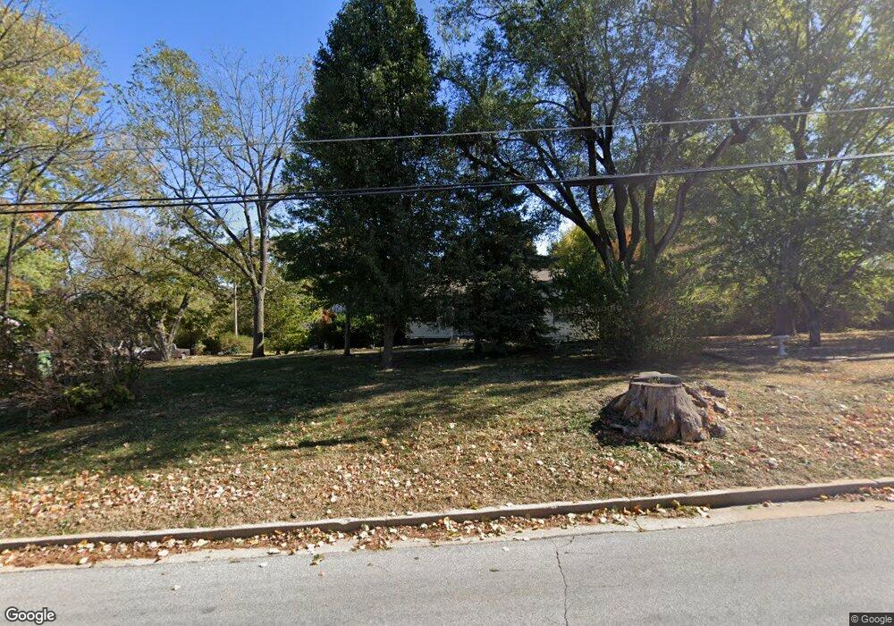 2108 Vichy Rd, Rolla, MO 65401 - photo 1