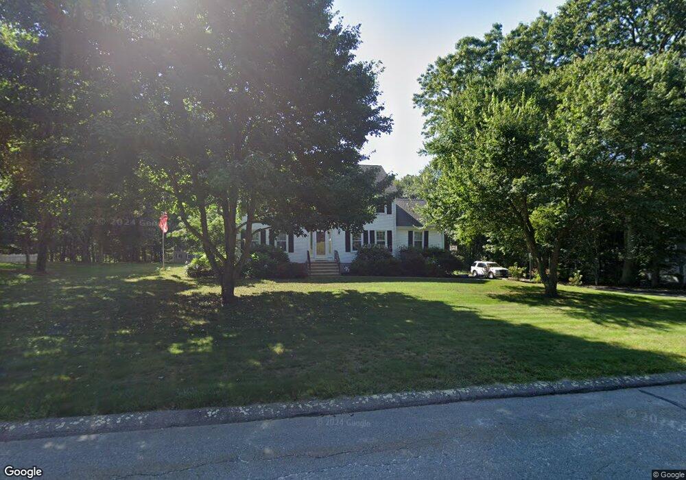 6 Spruce Cir, Hopedale, MA 01747 - photo 1