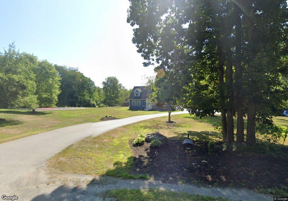 135 N Main St, Newton, NH 03858 - photo 1