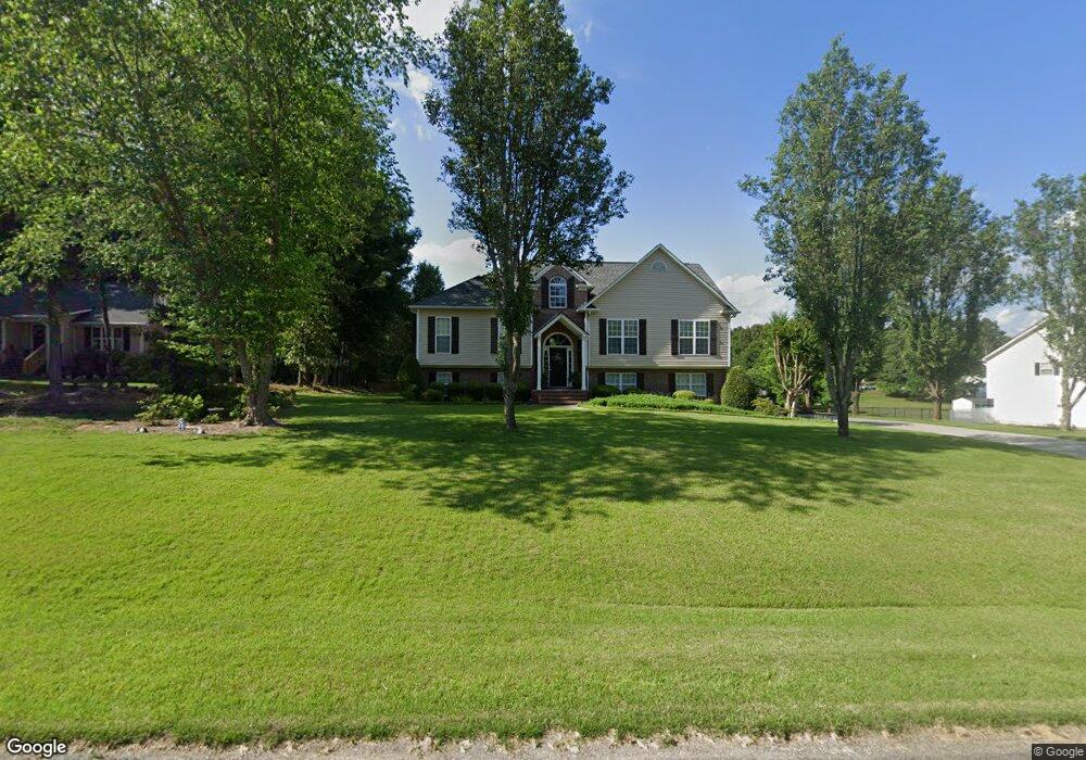 122 Cathy Ln NE, Calhoun, GA 30701 - photo 1