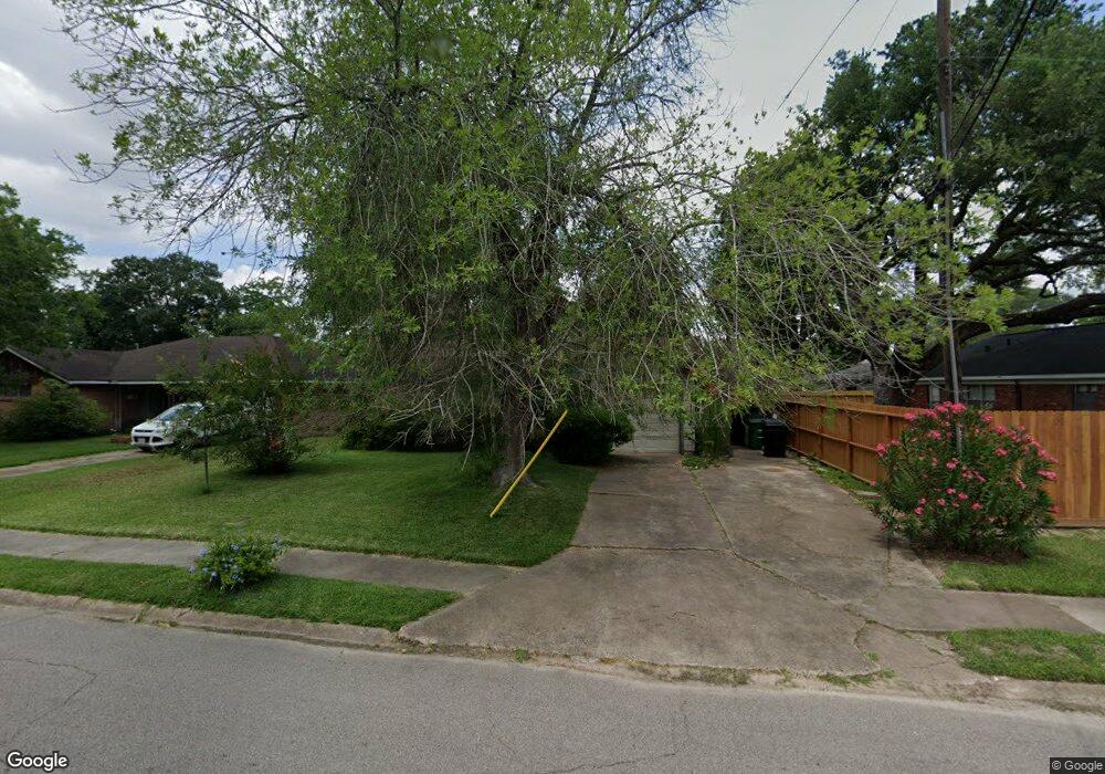 4805 Sanborn Dr, Houston, TX 77092 - photo 1