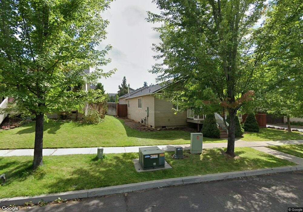 61093 Larkspur Loop, Bend, OR 97702 - photo 1