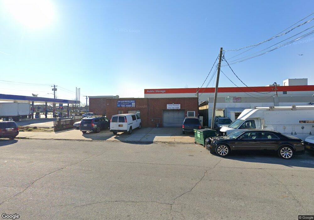 4 Saratoga Blvd, Island Park, NY 11558 - photo 1