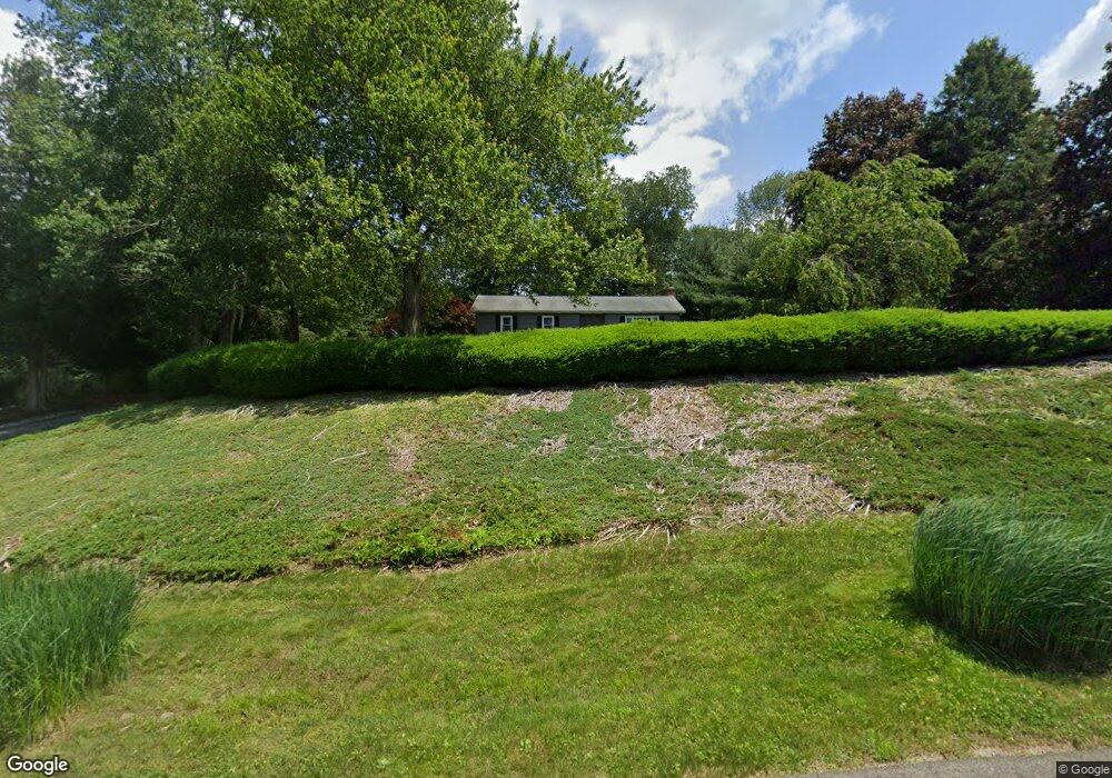 8 Oakwood Dr, Oxford, CT 06478 - photo 1