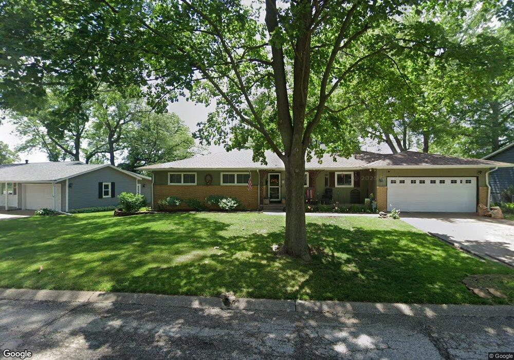 2620 Harmony Hills Dr, Bettendorf, IL 52722 - photo 1