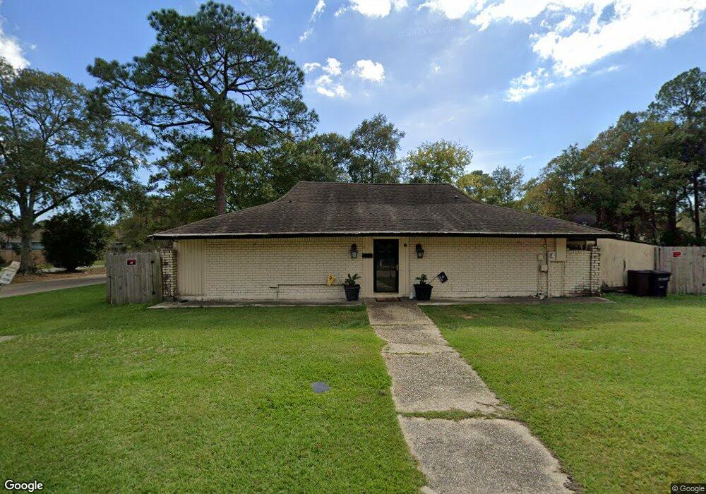 201 S Queens Dr, Slidell, LA 70458 - photo 1