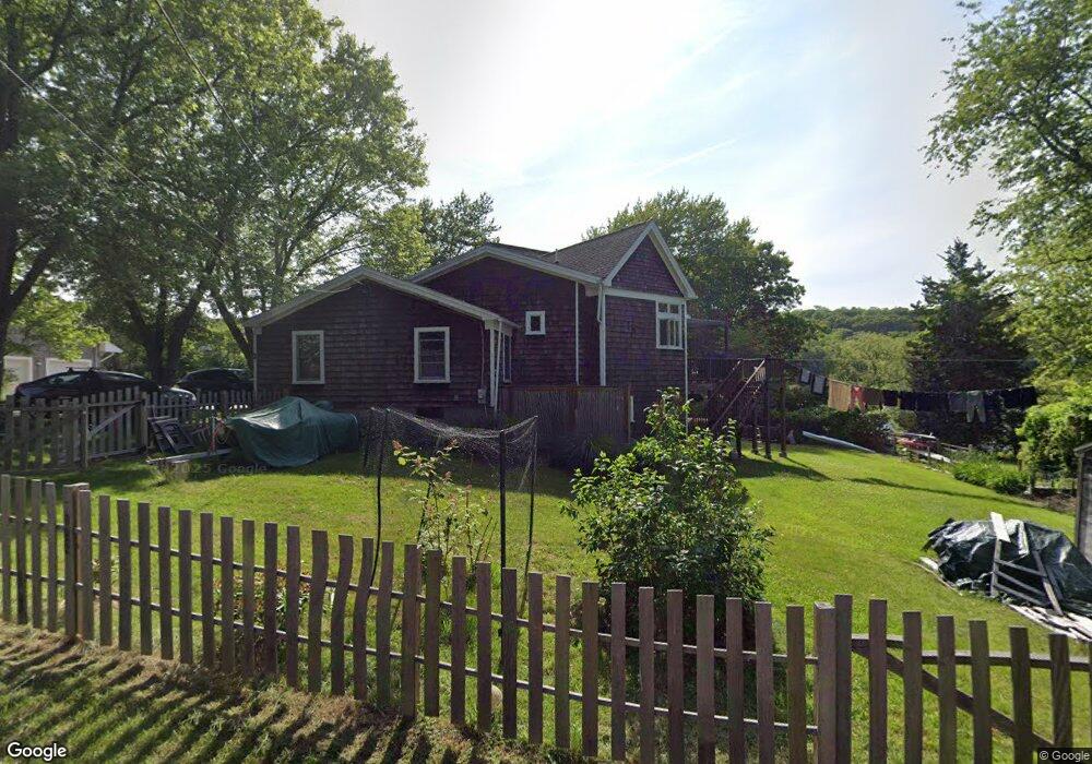 9 Wilson Dr, Narragansett, RI 02882 - photo 1