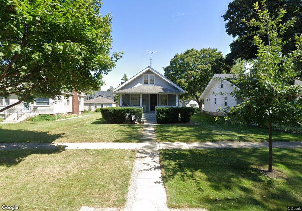 820 N Center St, Naperville, IL 60563 - photo 1