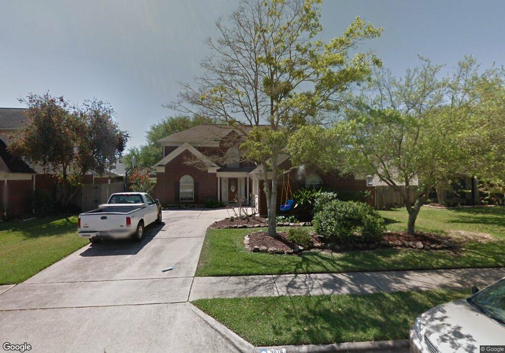 3914 Fernwood Dr, Pearland, TX 77584 - photo 1
