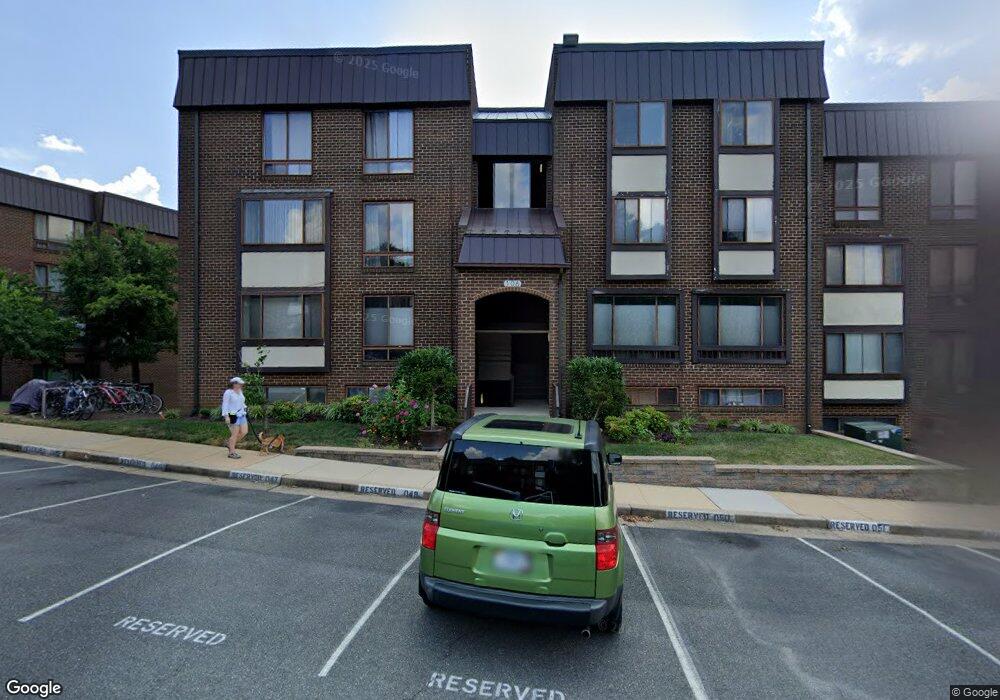 106 Roberts Ln unit 401, Alexandria, VA 22314 - photo 1