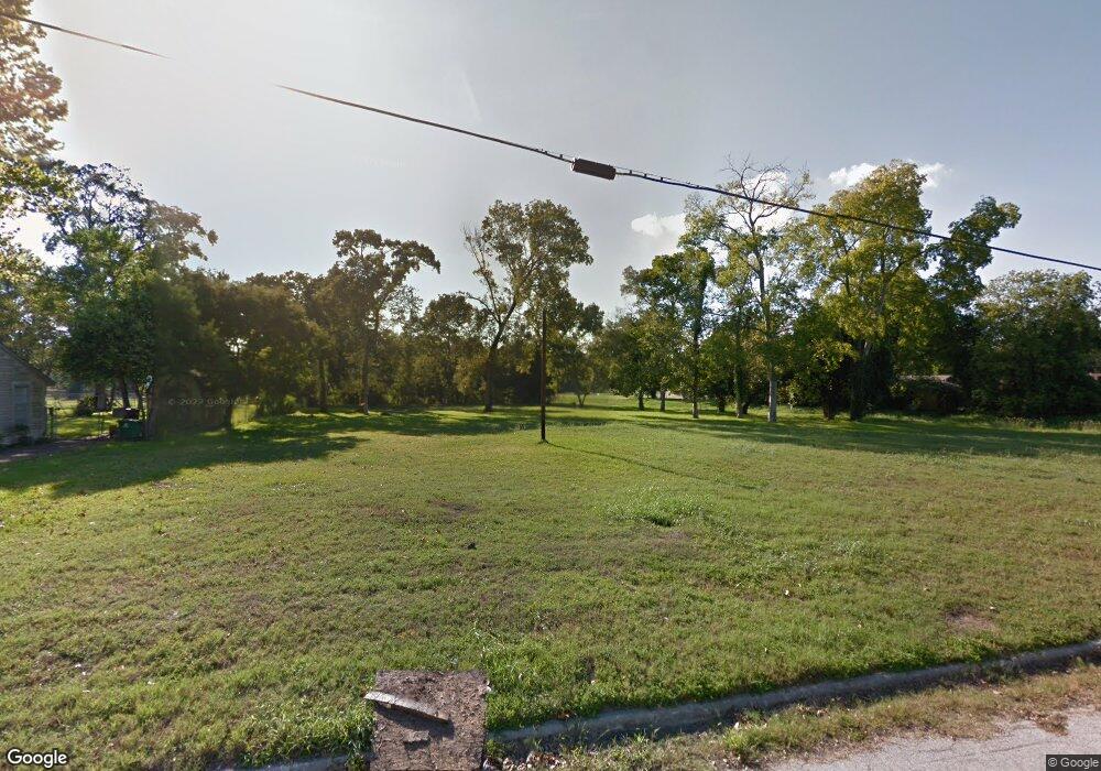 5009 Lavender St, Houston, TX 77026 - photo 1