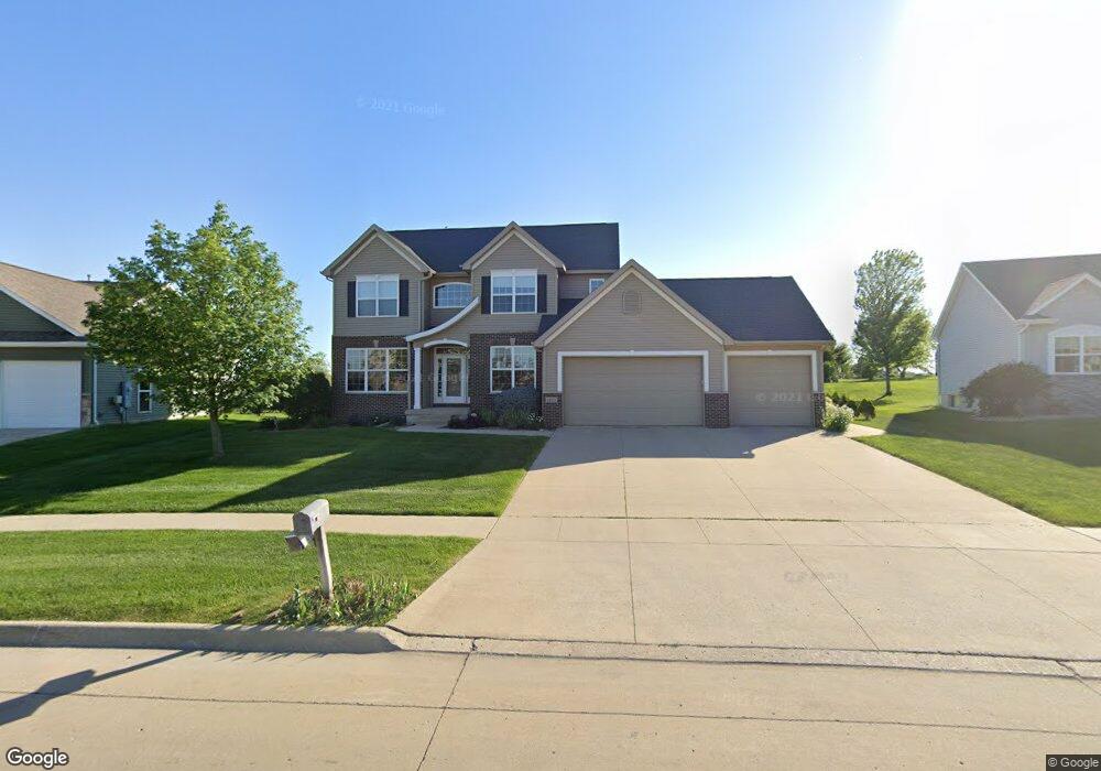 1615 Quail Ridge Rd, Cedar Falls, IA 50613 - photo 1