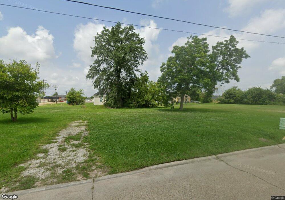 524 V E Washington St, Lake Charles, LA 70601 - photo 1