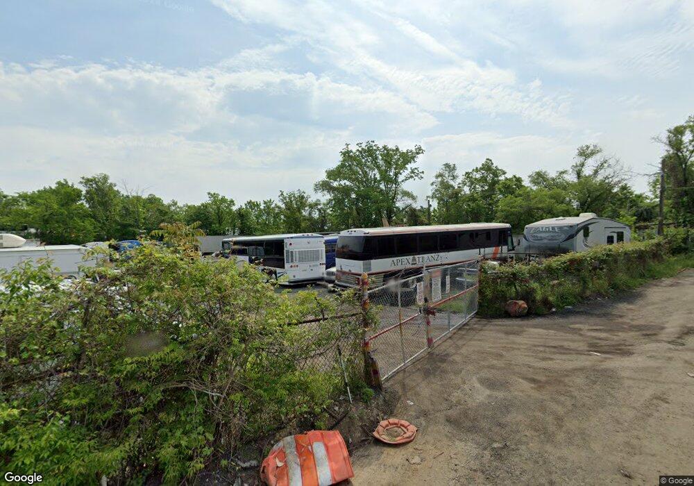 5908 Walker Mill Rd, Capitol Heights, MD 20743 - photo 1