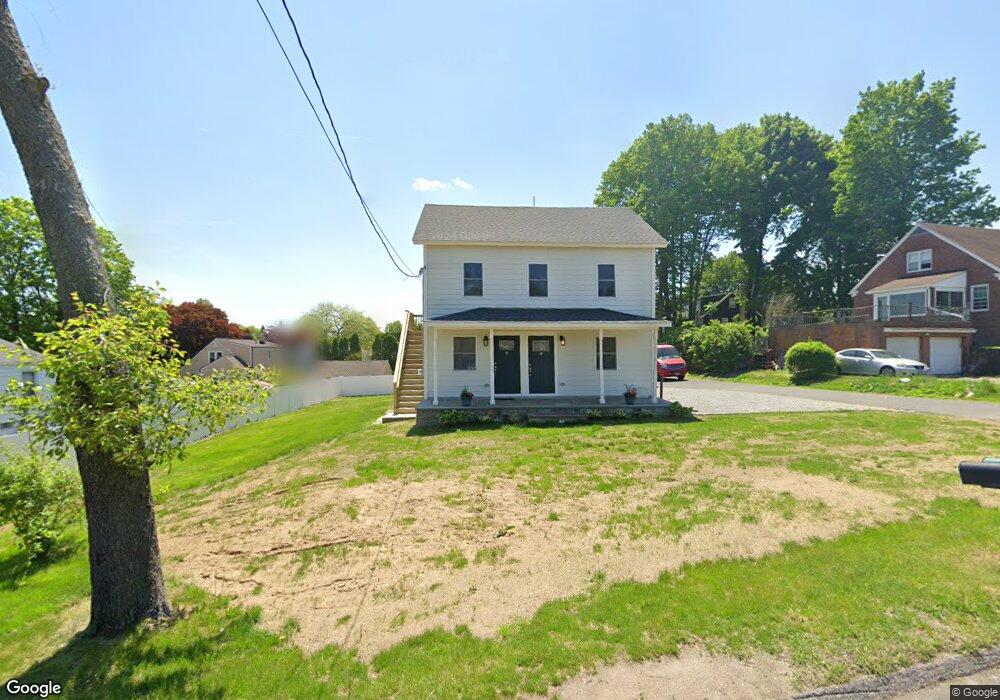 51 Lake Ave unit 1, Trumbull, CT 06611 - photo 1