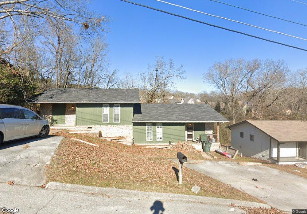 901 Forest Dale Ln unit B, Hixson, TN 37343 - photo 1