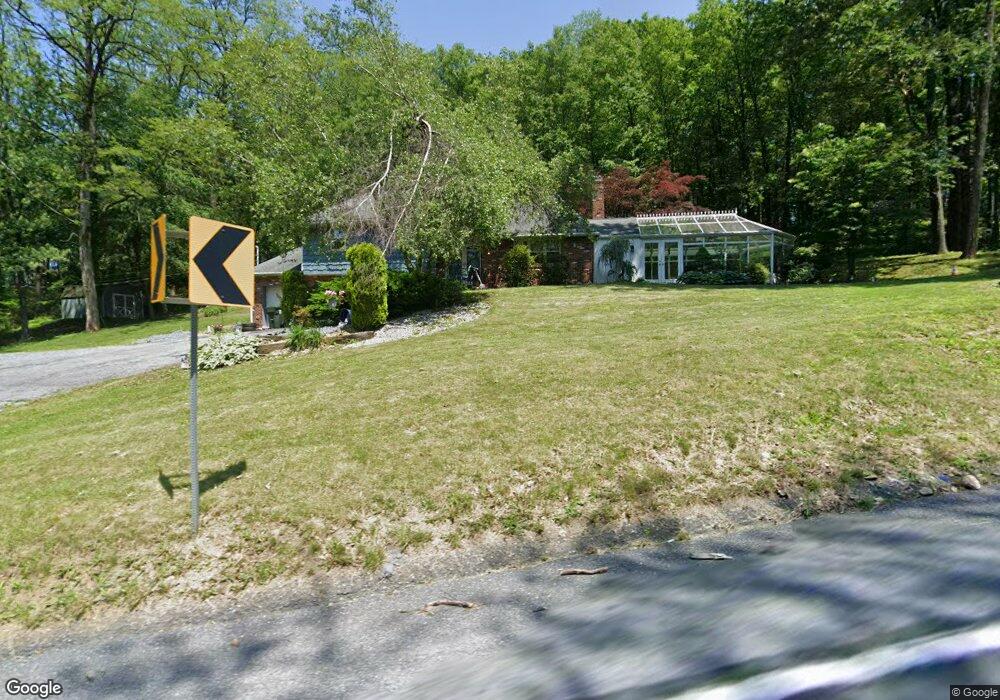 3233 Old Post Rd, Slatington, PA 18080 - photo 1