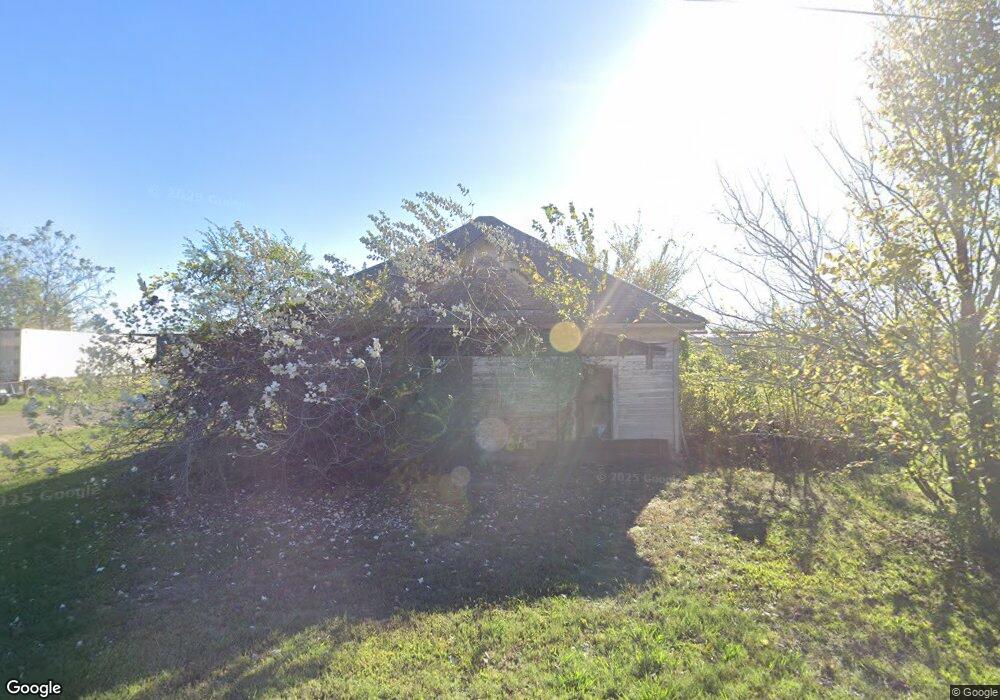 1007 W Duke St, Hugo, OK 74743 - photo 1