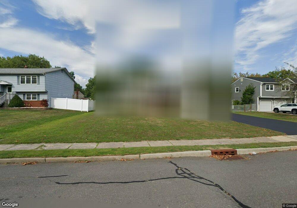 25 Christopher Ave, Kendall Park, NJ 08824 - photo 1