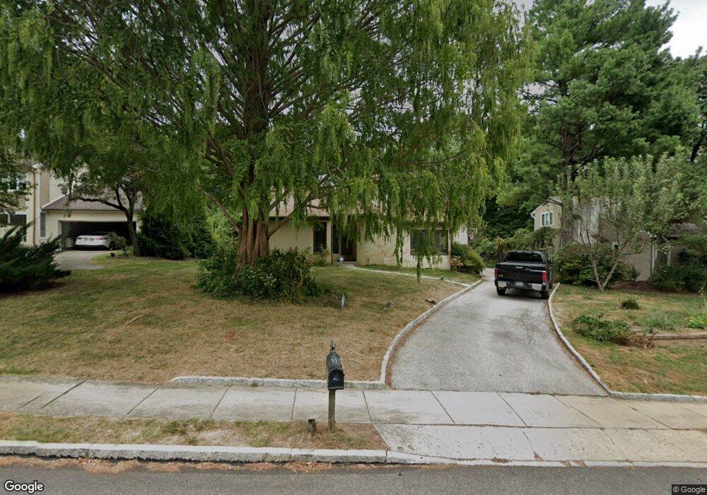 21 Llanfair Cir, Ardmore, PA 19003 - photo 1